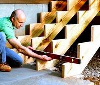 Как построить лестницу для дачи своими руками
